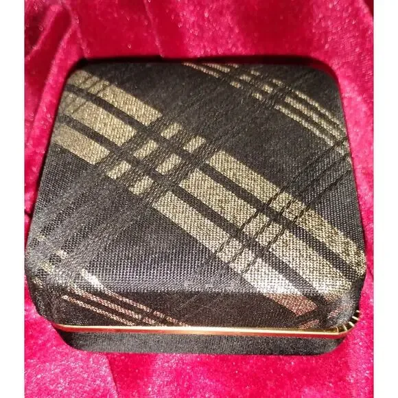 Vintage Monet Rhinestone Heart Brooch w/ Box – Gold Tone Radiant Fan Design - Picture 3 of 3